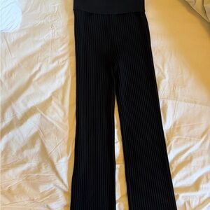 MM Lafleur Finley Jardigan ribbed knit stretch pants, black, size Large